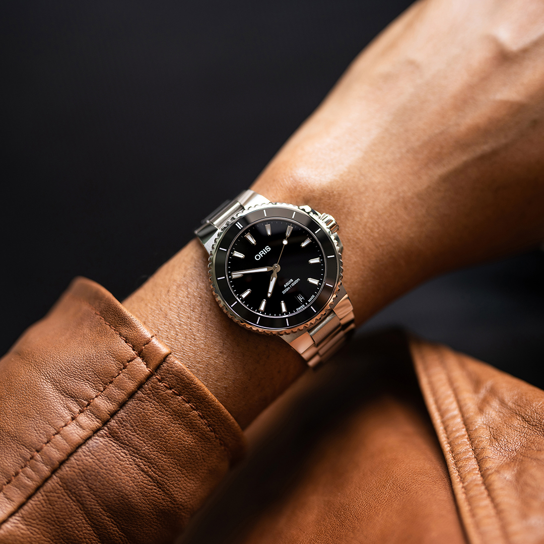 ORIS  Женские швейцарские часы с автоматическим механизмом, коллекция Aquis, стальной браслет, 36,5 мм
